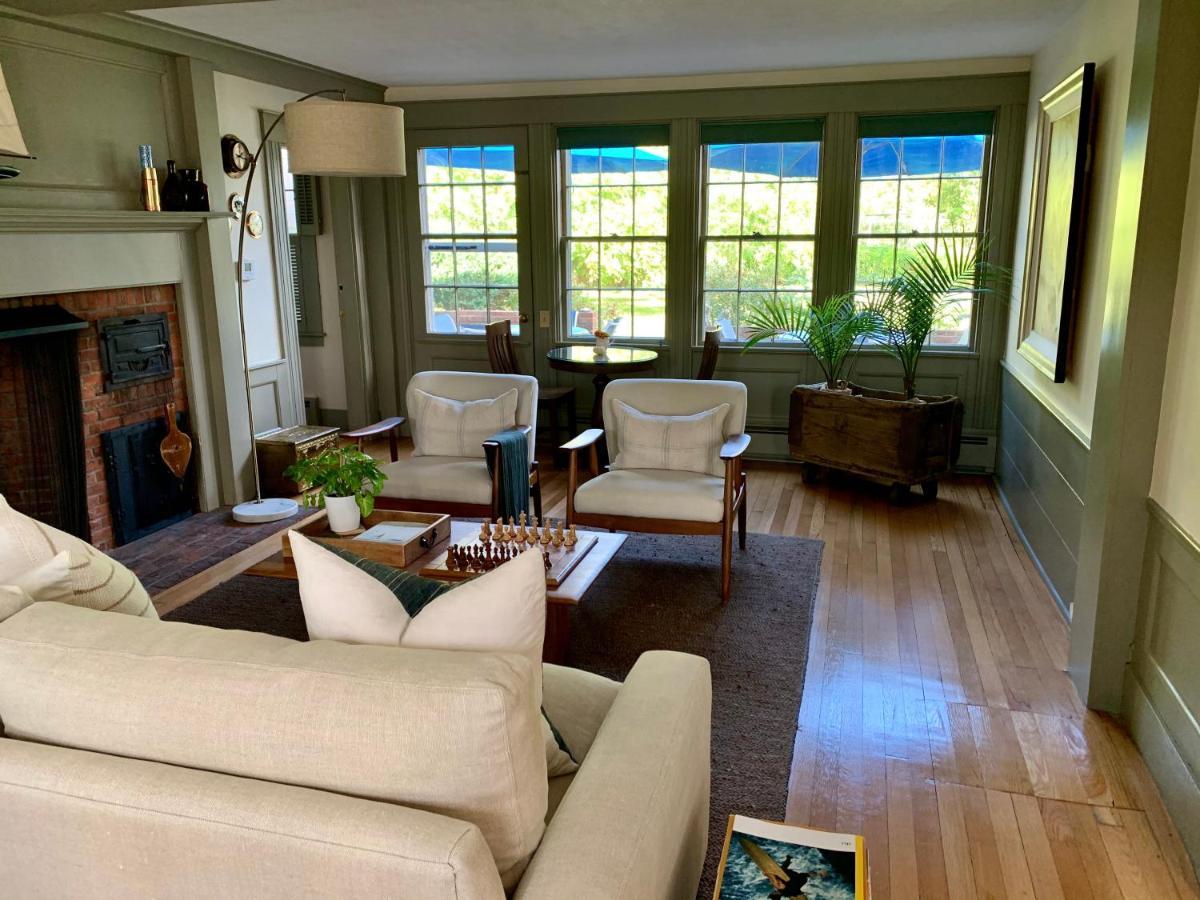 Ashley Manor Acomodação com café da manhã Barnstable Exterior foto