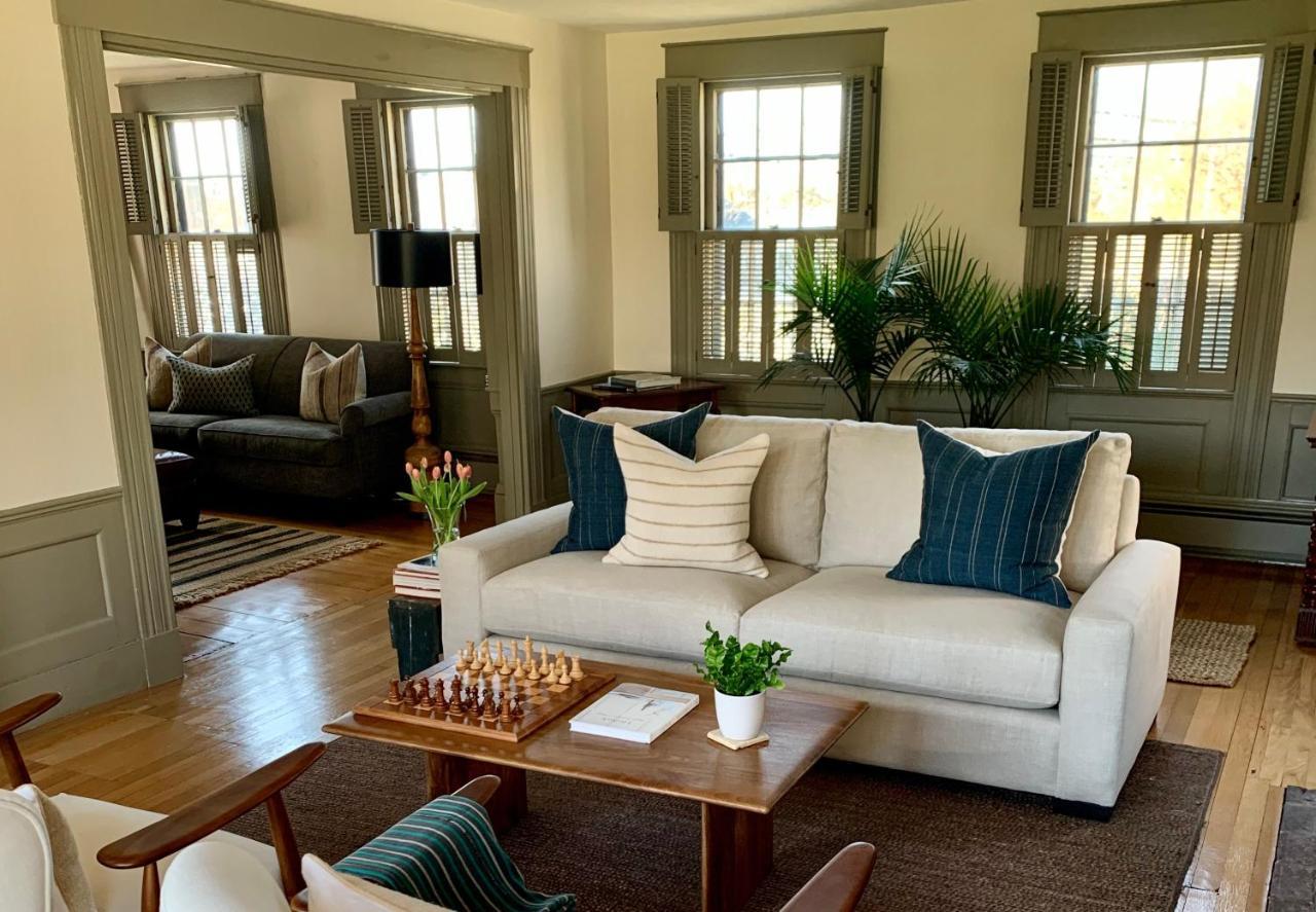 Ashley Manor Acomodação com café da manhã Barnstable Exterior foto